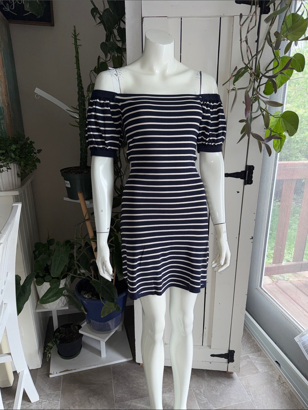 Zara Off-Shoulder Navy White Striped Knit Dress with balloon short sleeve M NWT